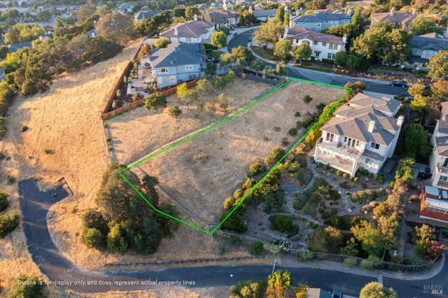 $443,000 | 45 Augusta Circle, Petaluma, CA 94952