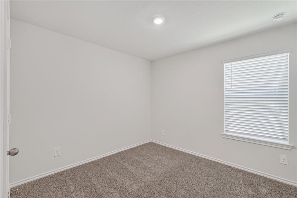 1818 Potomac Lane Blue Ridge, TX 75424 - Photo 12 of 25 Gallery Image 12