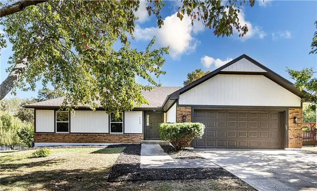$445,000 | 9609 West 83rd Terrace, Overland Park, KS 66212