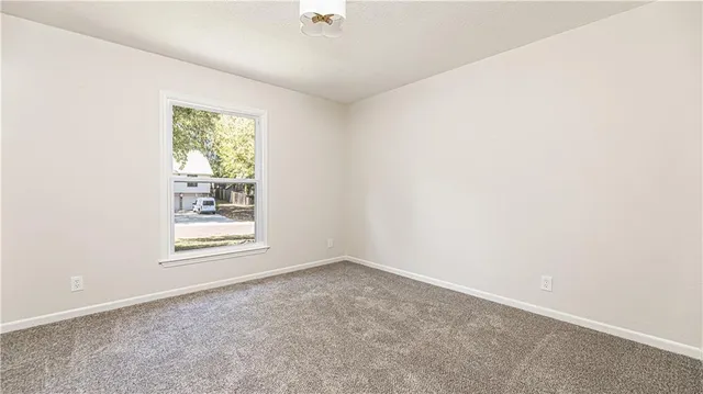 $445,000 | 9609 West 83rd Terrace, Overland Park, KS 66212