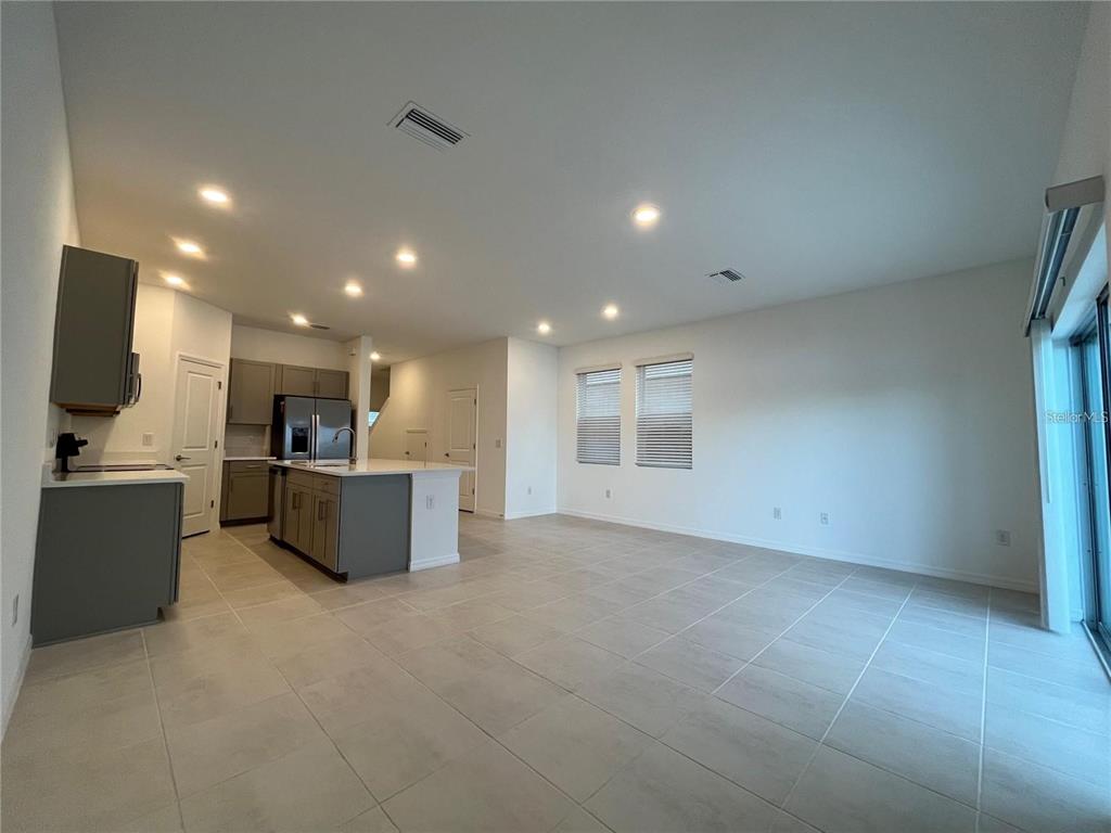 2377 Paravane Way Wesley Chapel, FL 33543 - Photo 8 of 30