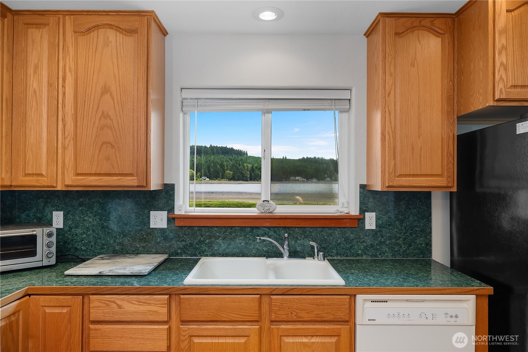 730 East North Bay Road Allyn, WA 98524 - Photo 11 of 26