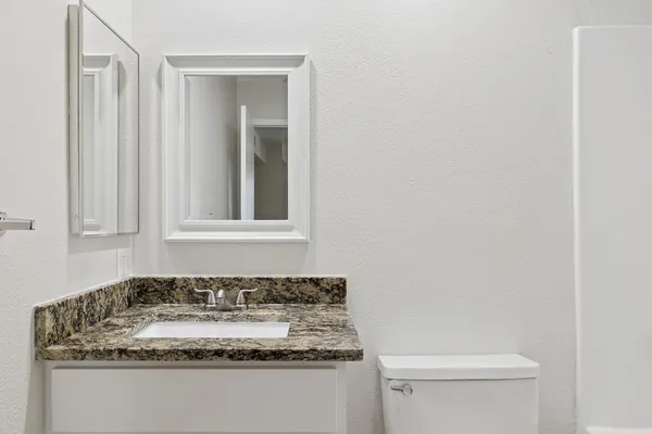 $1,599 | 6816 North 35th Avenue, Unit F, Phoenix, AZ 85017