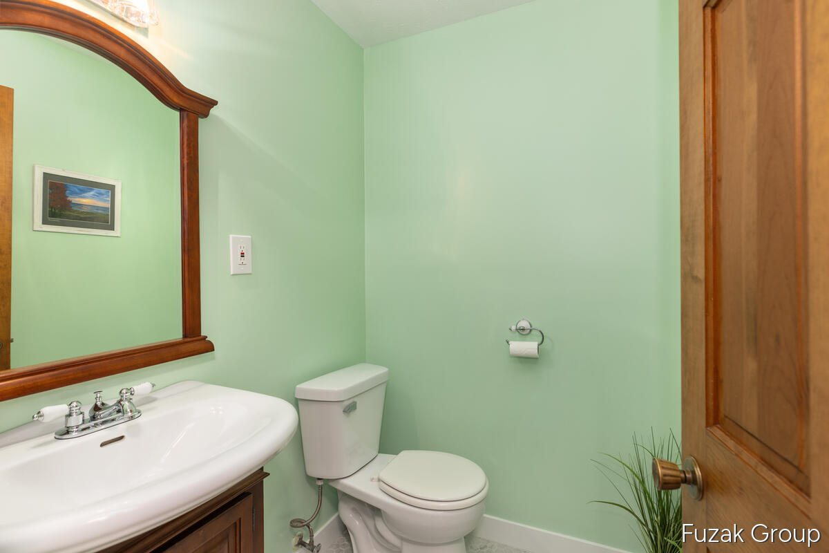 15780 Ridge Lane Spring Lake, MI 49456 - Photo 19 of 41 15780-Ridge-Lane_020