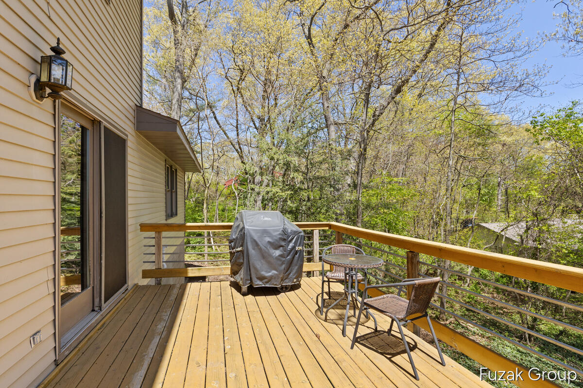 15780 Ridge Lane Spring Lake, MI 49456 - Photo 34 of 41 15780-Ridge-Lane_037