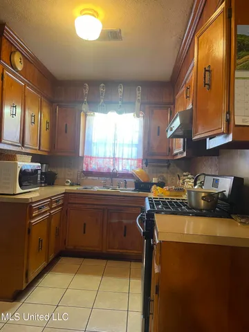 $125,000 | 3701 Azalea Drive, Jackson, MS 39206