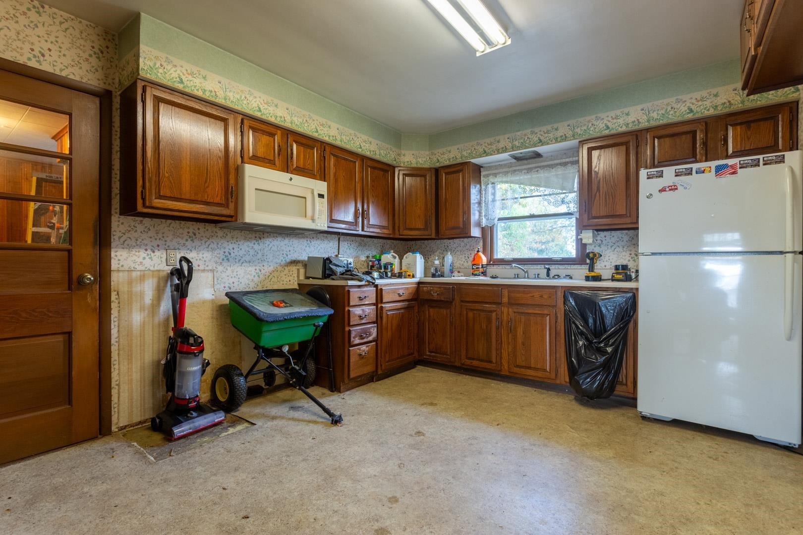 5135 Asbury Road Dubuque, IA 52002 - Photo 3 of 12 Gallery Image 3