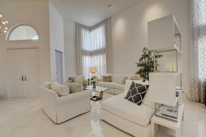 2563 Northwest 63rd Street Boca Raton, FL 33496 - Photo 9 of 56 20200313223659970157000000-o