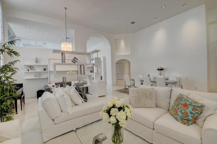 2563 Northwest 63rd Street Boca Raton, FL 33496 - Photo 10 of 56 20200313223701657501000000-o