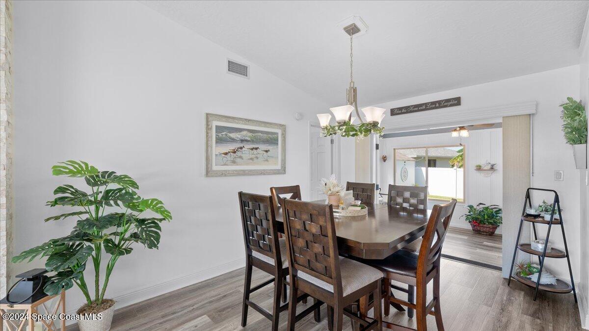 2800 Raintree Lake Circle Merritt Island, FL 32953 - Photo 19 of 52 13-Dining Area