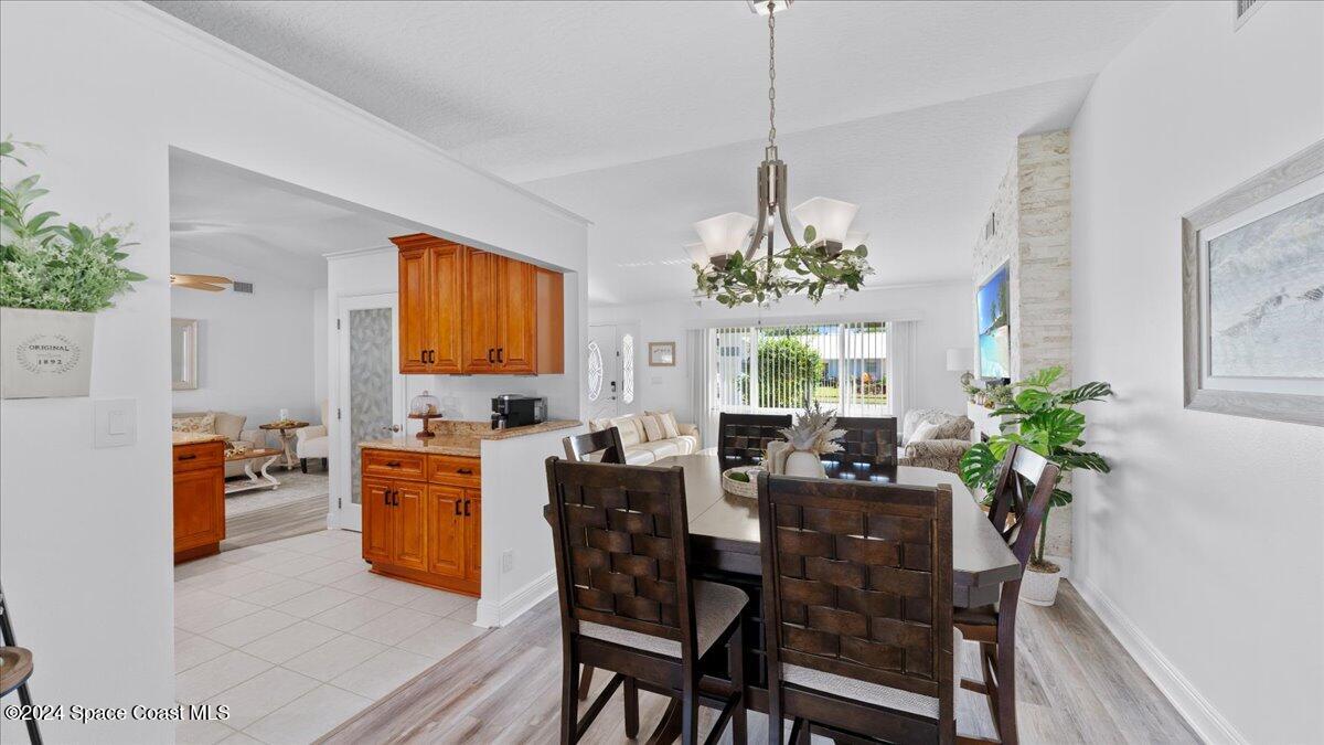 2800 Raintree Lake Circle Merritt Island, FL 32953 - Photo 21 of 52 16-Dining Area