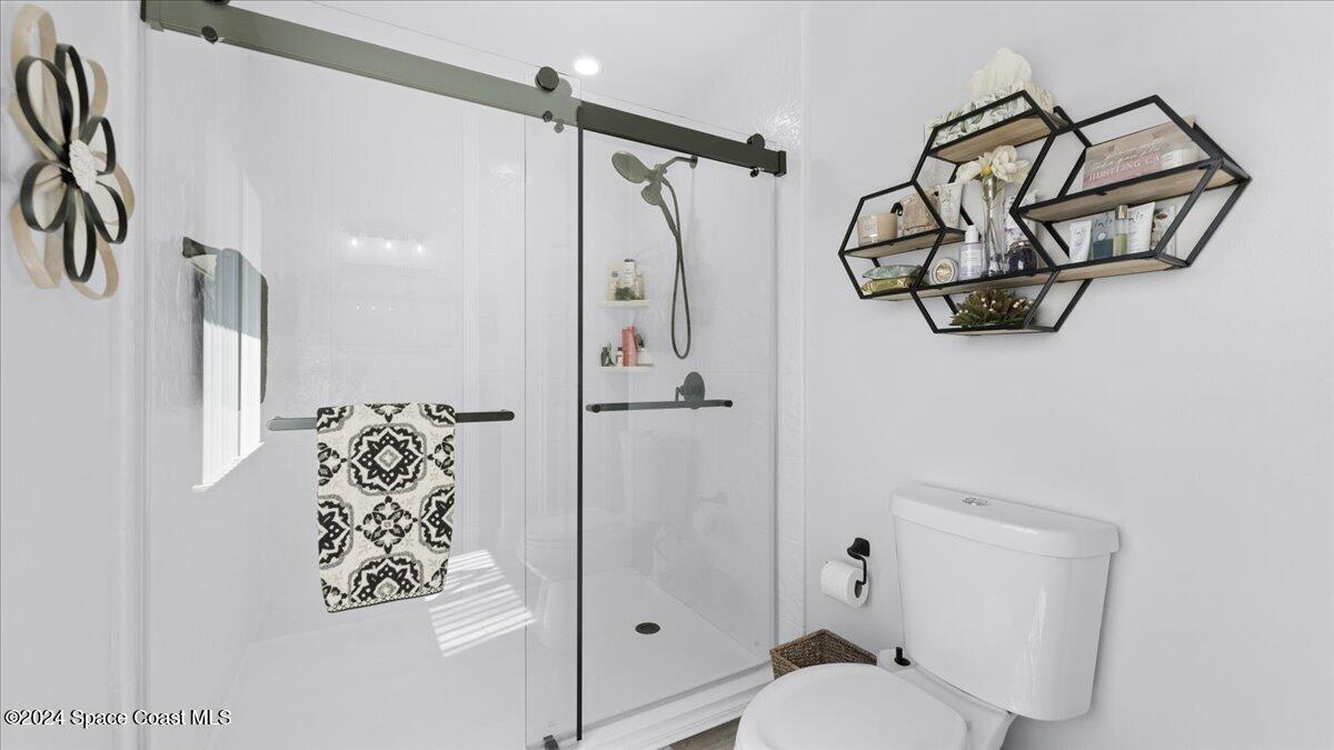 2800 Raintree Lake Circle Merritt Island, FL 32953 - Photo 28 of 52 27-Master Bathroom