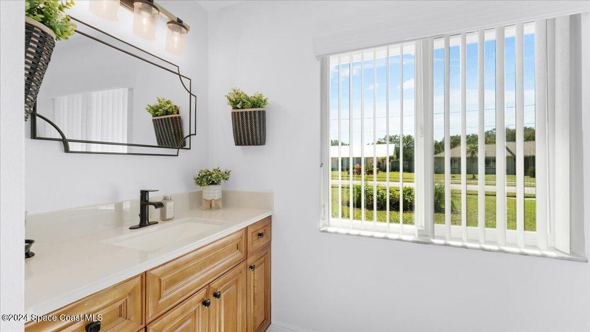 2800 Raintree Lake Circle Merritt Island, FL 32953 - Photo 30 of 52 26-Master Bathroom