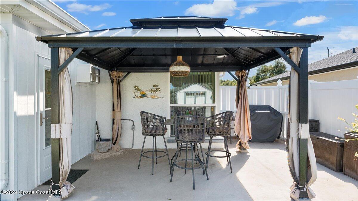 2800 Raintree Lake Circle Merritt Island, FL 32953 - Photo 38 of 52 40-Back Patio