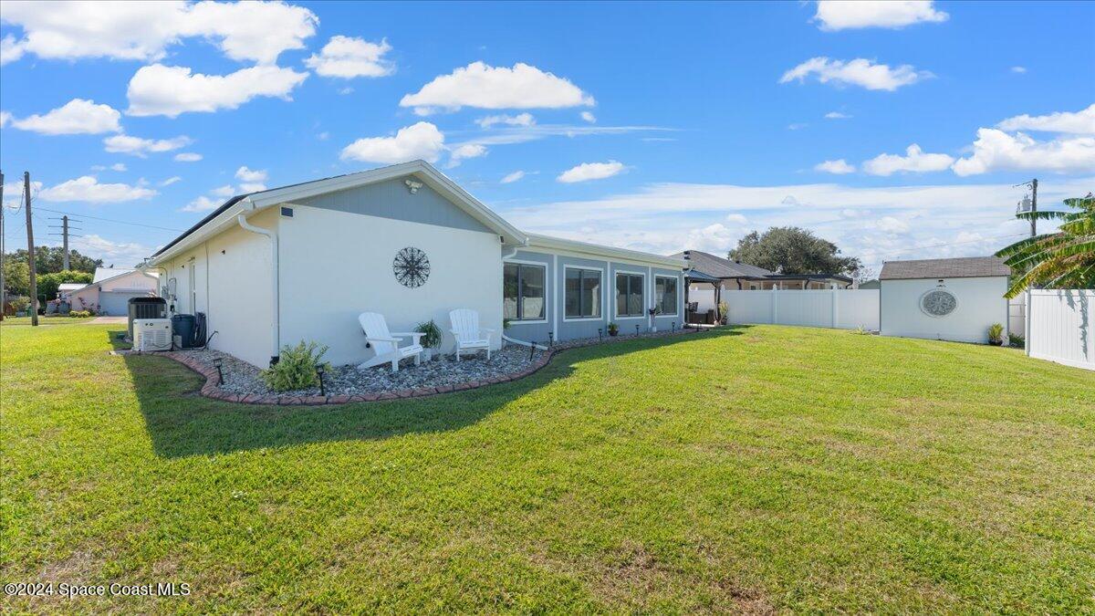 2800 Raintree Lake Circle Merritt Island, FL 32953 - Photo 41 of 52 43-Exterior Back