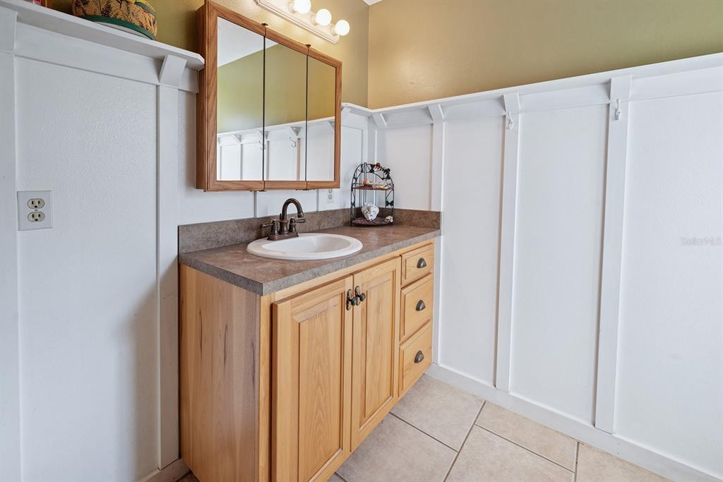 6247 Northwest 35th Street Bell, FL 32619 - Photo 27 of 50