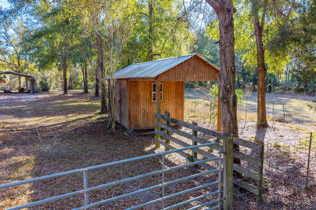 6247 Northwest 35th Street Bell, FL 32619 - Photo 42 of 50