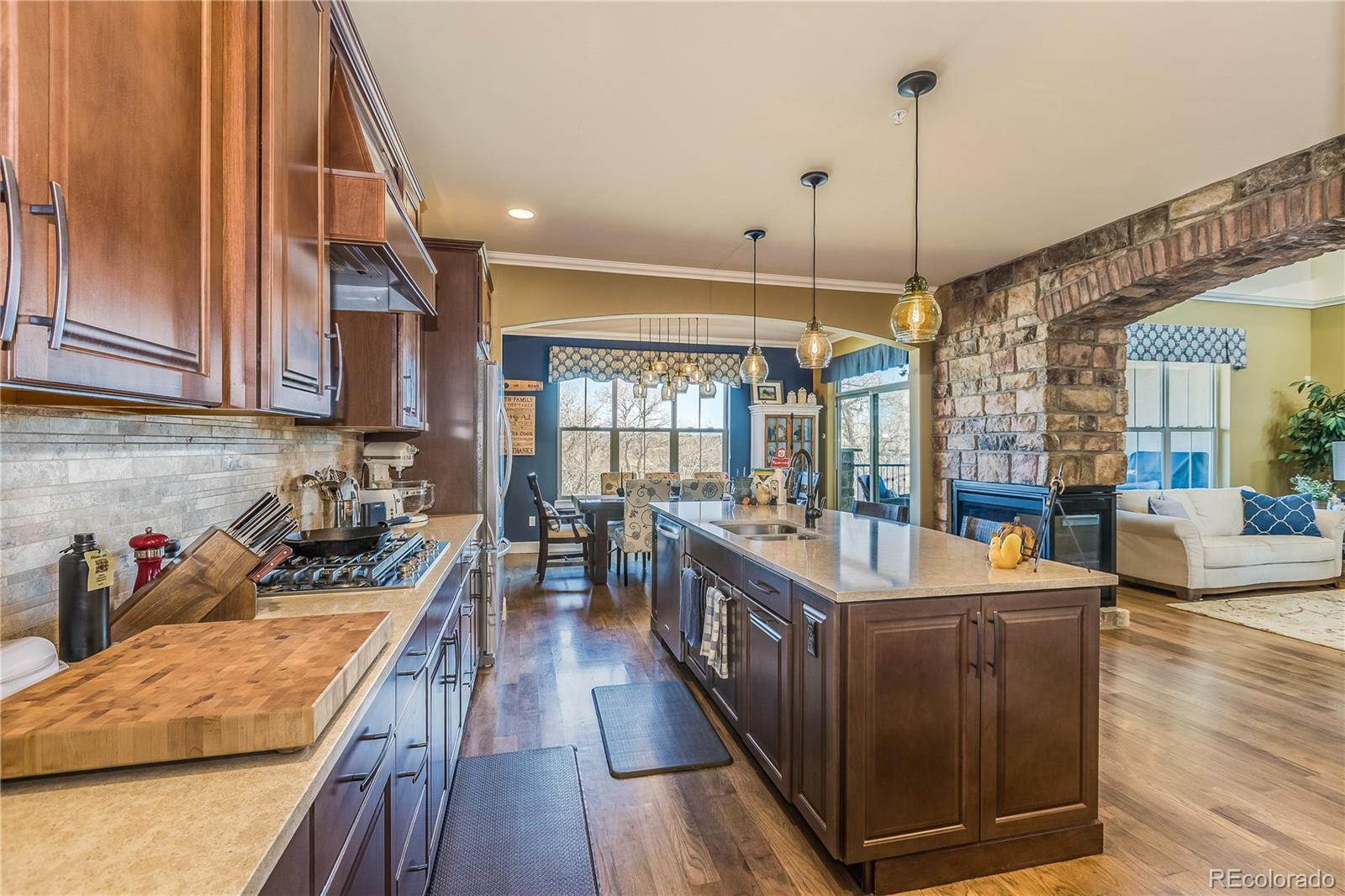 2065 Primo Road, Unit B Highlands Ranch, CO 80129 - Photo 11 of 37 Gallery Image 11