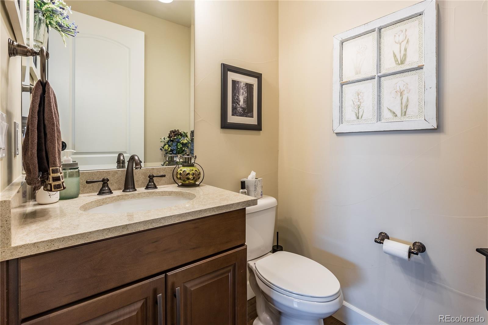 2065 Primo Road, Unit B Highlands Ranch, CO 80129 - Photo 17 of 37 Gallery Image 17
