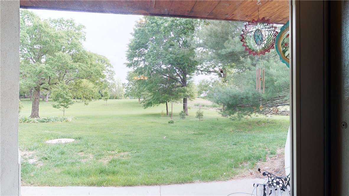 2427 East 1900 North Road Moweaqua, IL 62550 - Photo 26 of 27 Gallery Image 26