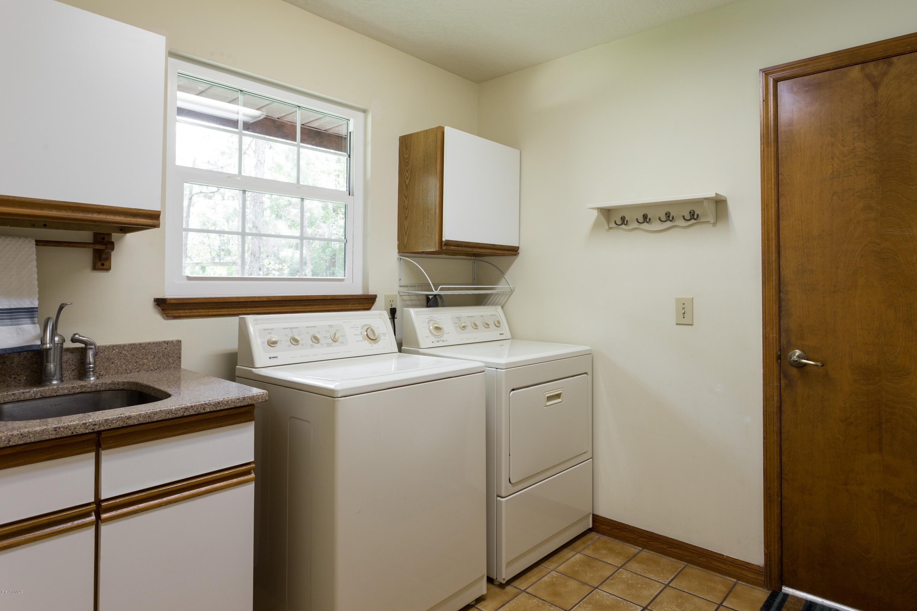 1687 Henley Road Northwest Palm Bay, FL 32907 - Photo 15 of 29 14-1687 Henley Rd NW
