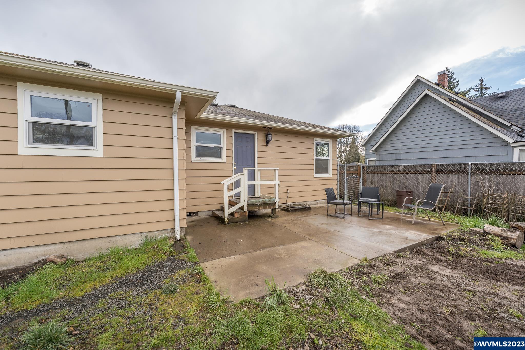 1639 Southwest 16th Avenue Albany, OR 97321 - Photo 20 of 30 Gallery Image 20