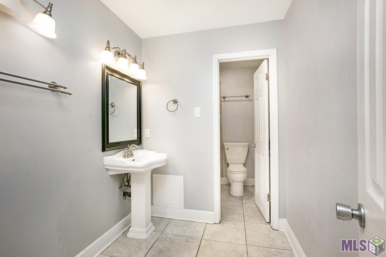 1422 Stoneleigh Drive Baton Rouge, LA 70808 - Photo 12 of 32