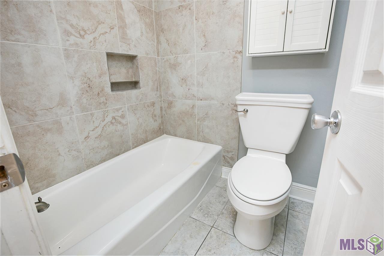 1422 Stoneleigh Drive Baton Rouge, LA 70808 - Photo 18 of 32