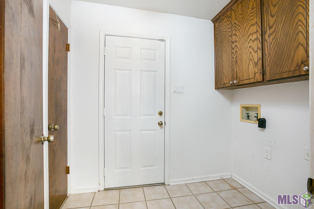 1422 Stoneleigh Drive Baton Rouge, LA 70808 - Photo 7 of 32