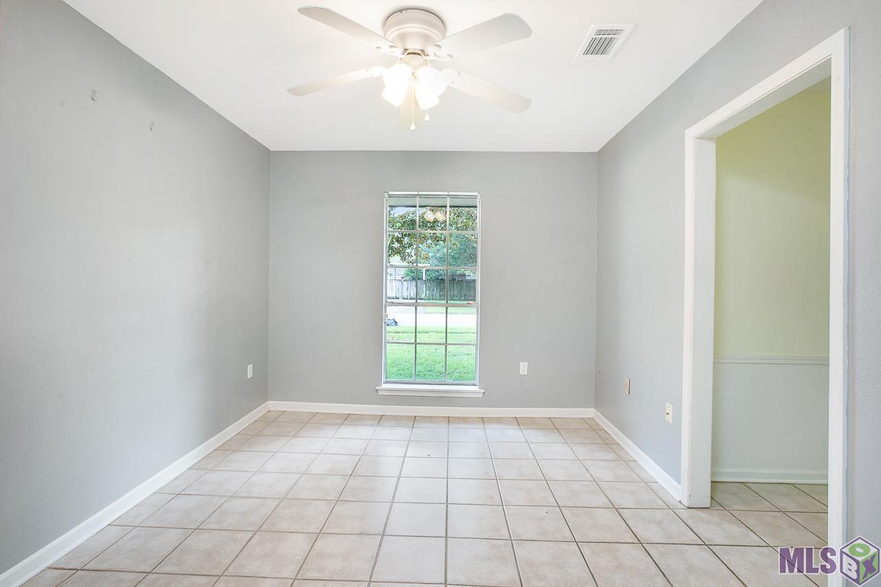 1422 Stoneleigh Drive Baton Rouge, LA 70808 - Photo 10 of 32