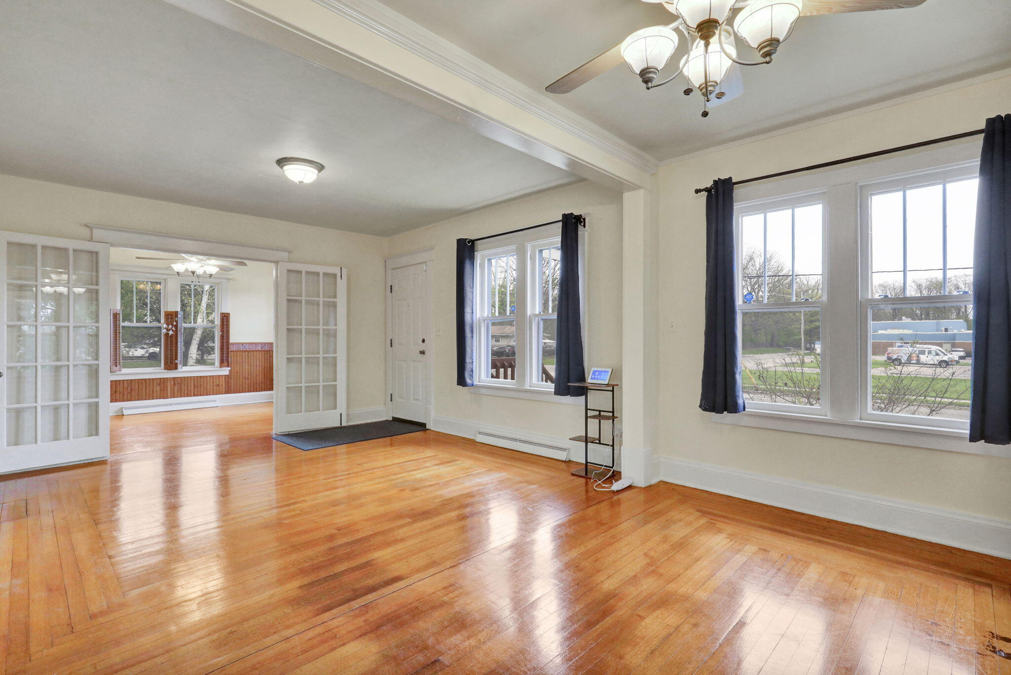 4308 Pleasant Grove Road Lansing, MI 48910 - Photo 2 of 26 15-web-or-mls-Open Ended Media-12