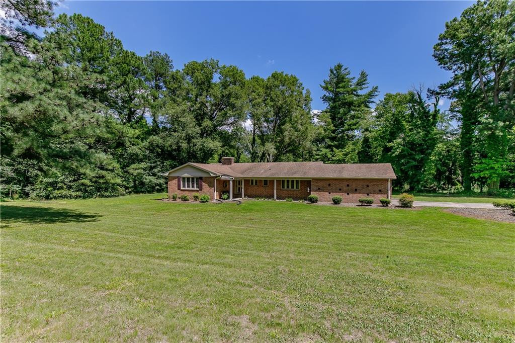 6343 Union Ridge Road Burlington, NC 27217 - Photo 2 of 26 Gallery Image 2
