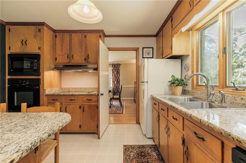 6343 Union Ridge Road Burlington, NC 27217 - Photo 6 of 26 Gallery Image 6