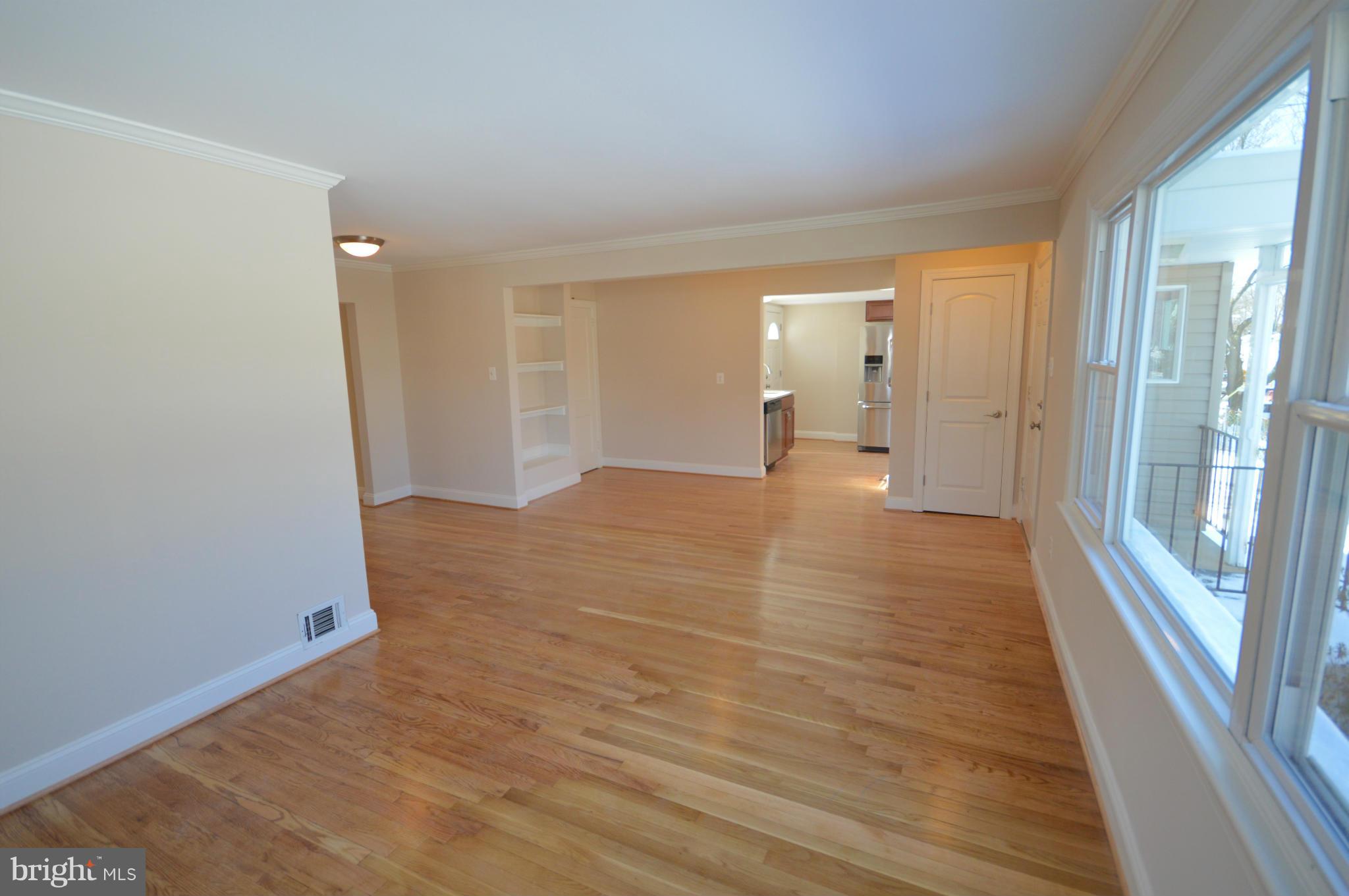 12309 Centerhill Street Silver Spring, MD 20902 - Photo 3 of 21 Living Room