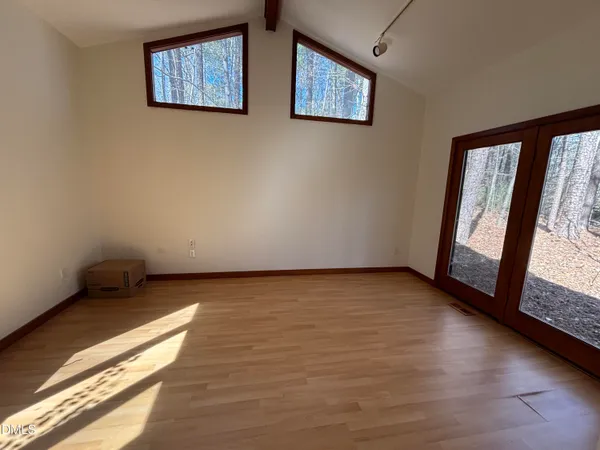 $2,200 | 716 Carl Drive, Chapel Hill, NC 27516