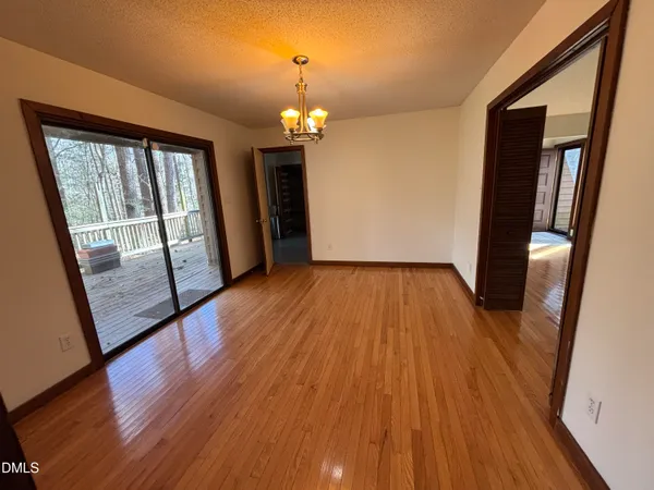 $2,200 | 716 Carl Drive, Chapel Hill, NC 27516