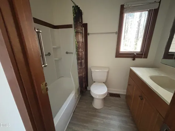 $2,200 | 716 Carl Drive, Chapel Hill, NC 27516