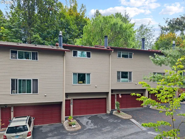 $279,900 | 24066 Northeast Treehill Drive, Wood Village, OR 97060