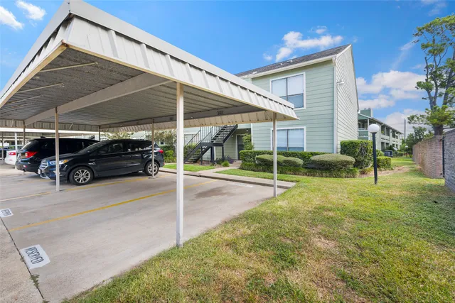 $1,250 | 14777 Wunderlich Drive, Unit 811, Houston, TX 77069