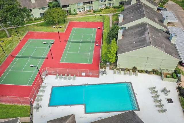 $1,250 | 14777 Wunderlich Drive, Unit 811, Houston, TX 77069