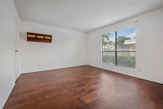 $1,250 | 14777 Wunderlich Drive, Unit 811, Houston, TX 77069