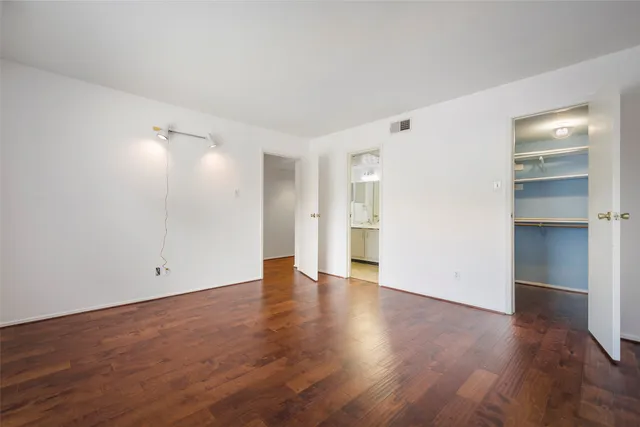 $1,250 | 14777 Wunderlich Drive, Unit 811, Houston, TX 77069