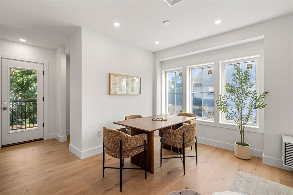 16 Elm Street, Unit 16 Newton, MA 02465 - Photo 12 of 42