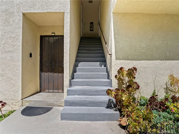 $1,895 | 7037 Milton Avenue, Unit 4, Whittier, CA 90602