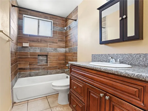 $1,895 | 7037 Milton Avenue, Unit 4, Whittier, CA 90602