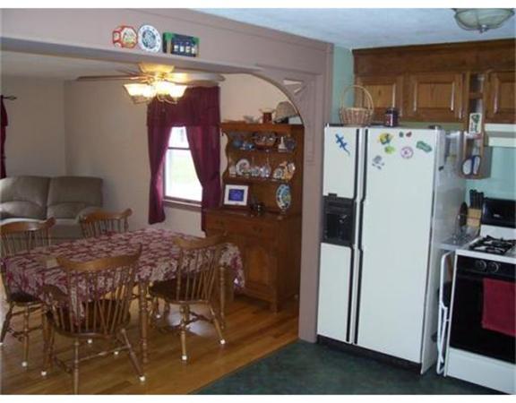 179 Senator Street Springfield, MA 01129 - Photo 15 of 21