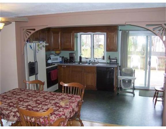 179 Senator Street Springfield, MA 01129 - Photo 16 of 21