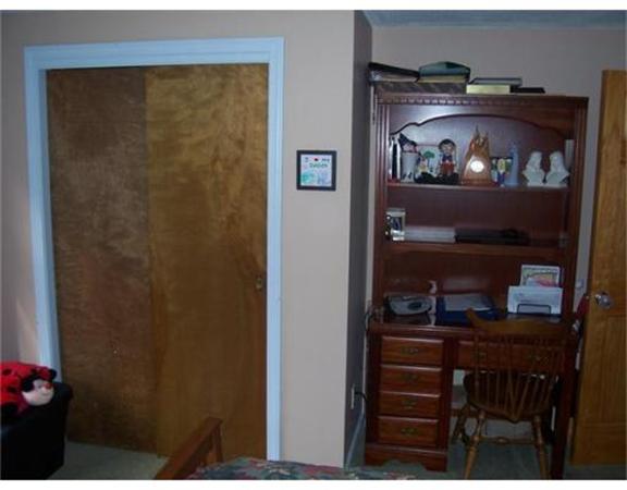 179 Senator Street Springfield, MA 01129 - Photo 18 of 21