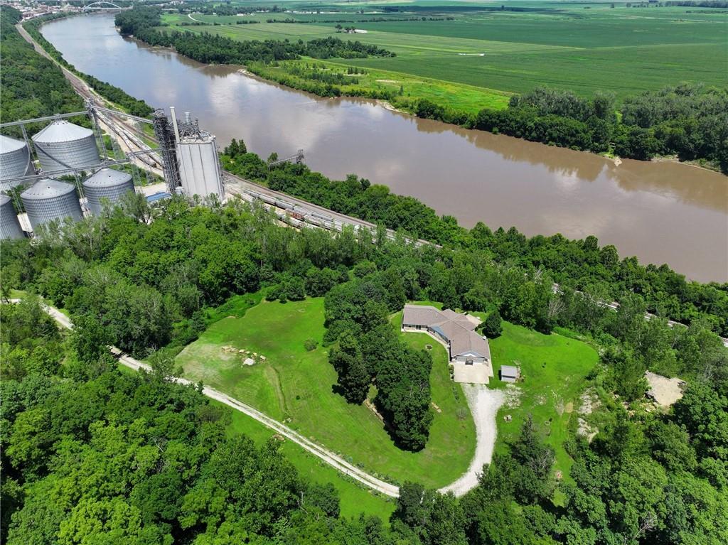 322 Riverfront Road Atchison, KS 66002 - Photo 40 of 43