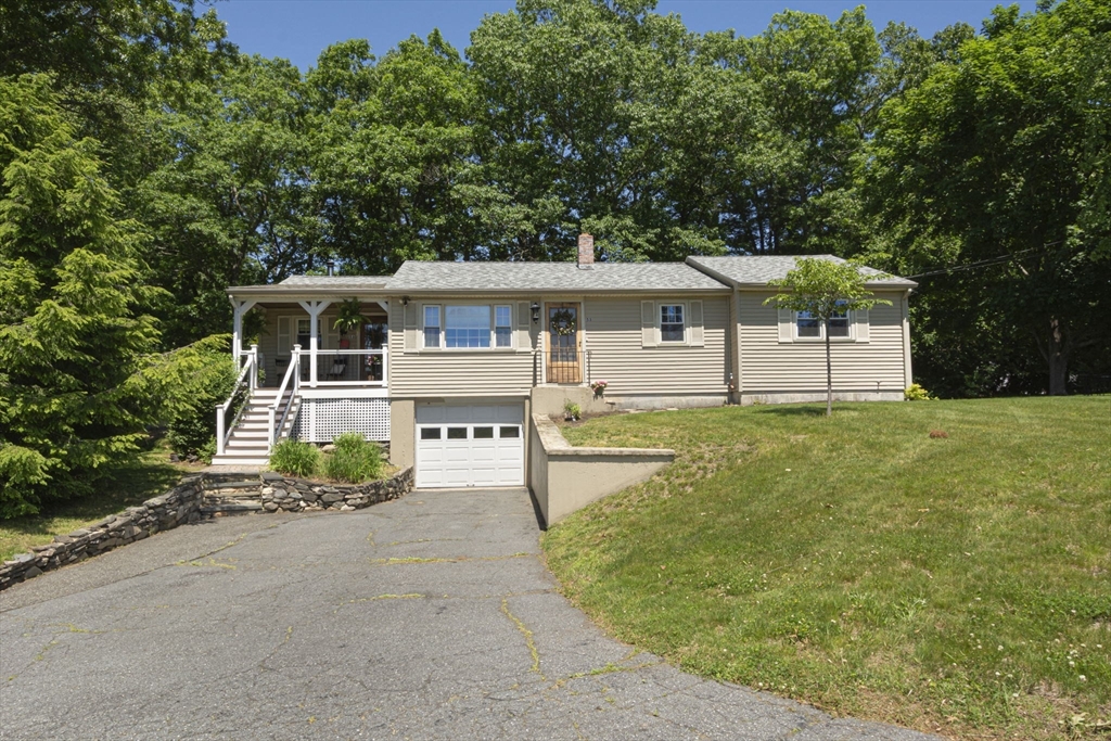 53 Boutelle Road Sterling, MA 01564 - Photo 2 of 34